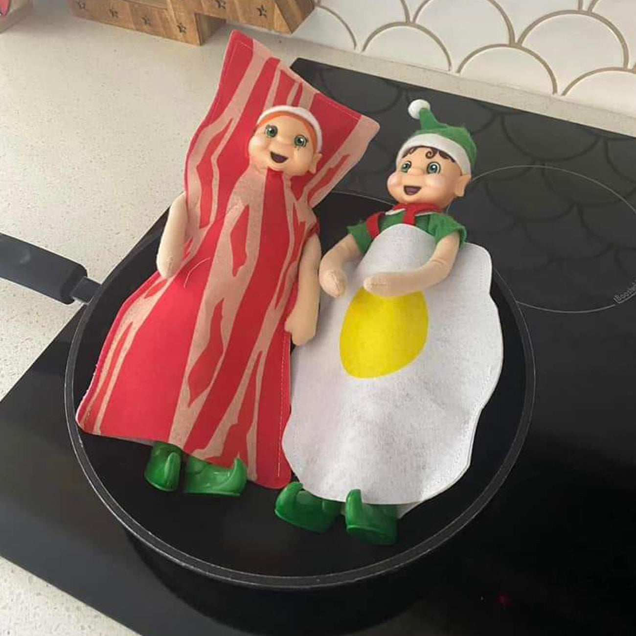 bacon Elf customer 