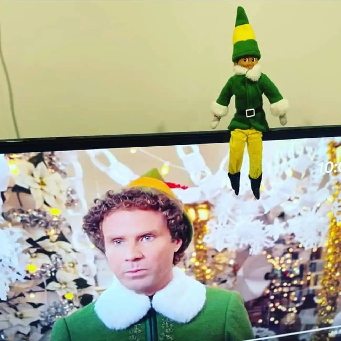 Elf customer elf movie scene