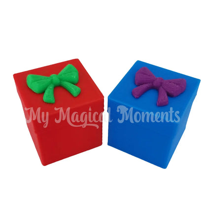 Red and green bowed present or blue and purple bowed elf sized miniature present