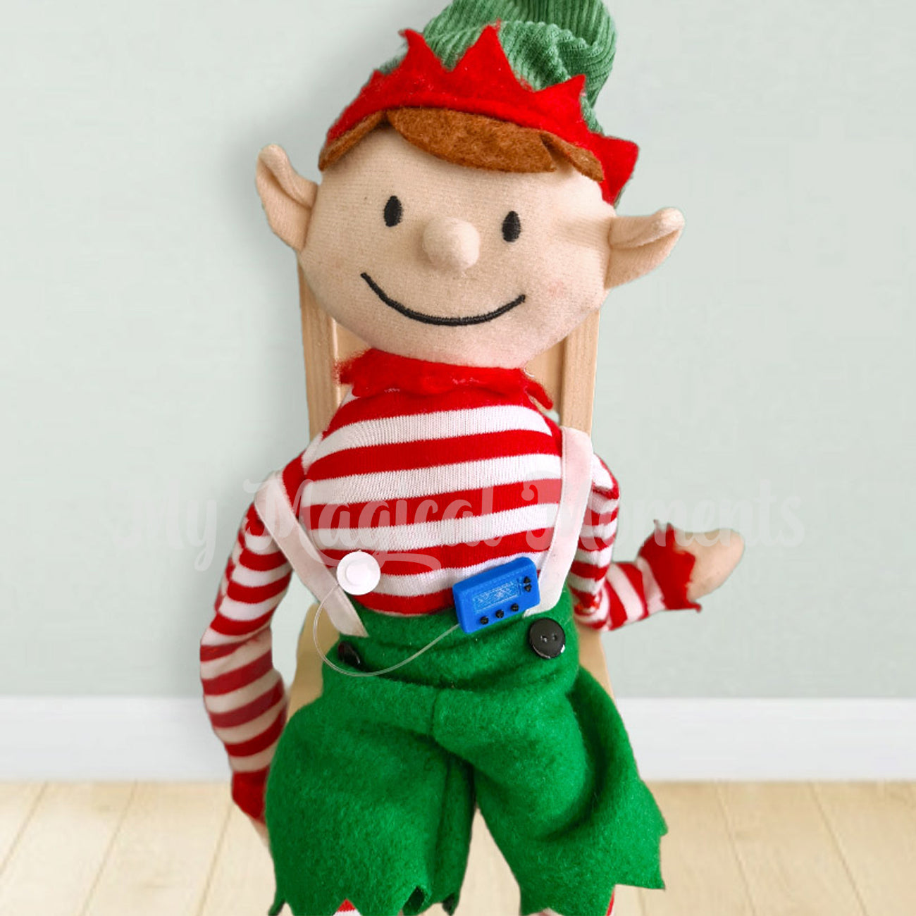 Elf for Christmas with a mini diabetic insulin pump